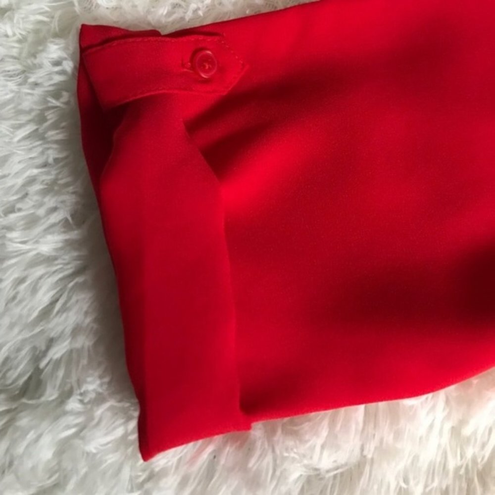 Express V-Neck Blouse - Picture 4 of 4